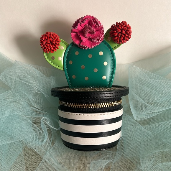New Kate Spade 3D Cactus Coin Purse NWOT - Picture 2 of 8